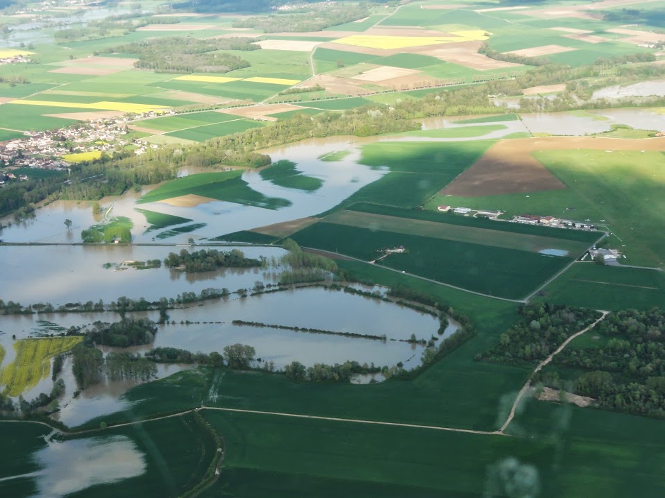 Crue de l'Armançon, en mai 2013, à Chéu dans l'Yonne